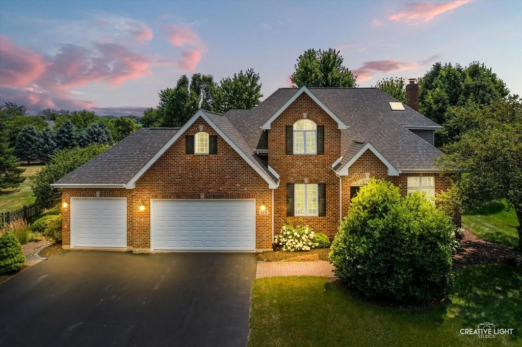 338 Emily Court, Yorkville