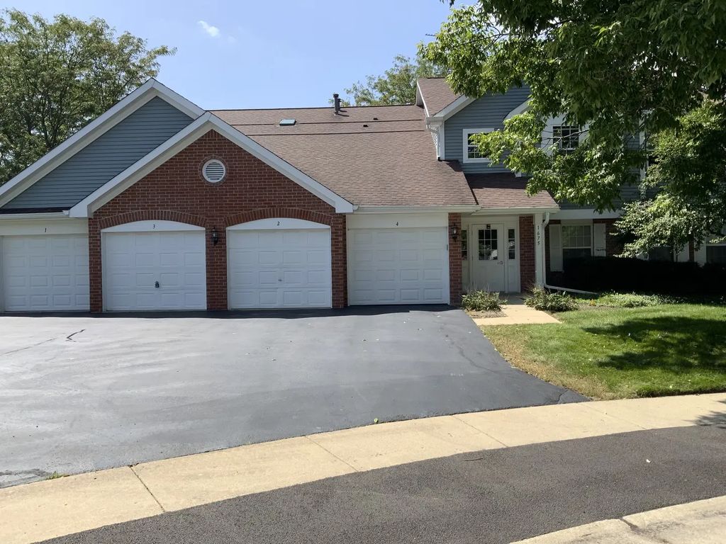 1675 Mansfield Court 3, Roselle