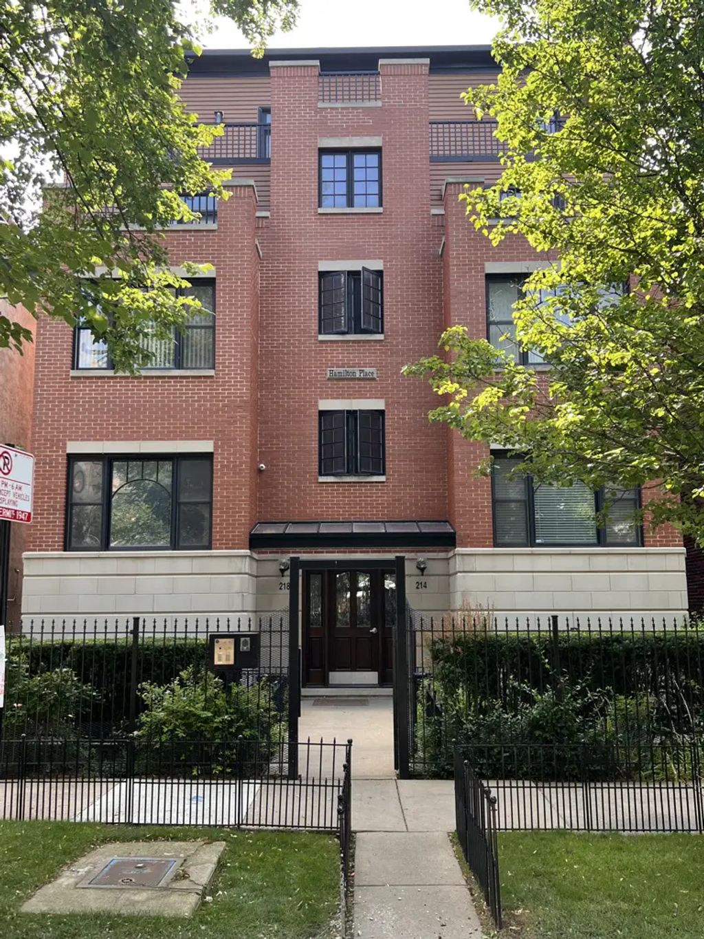 218 S Hamilton Avenue 2s, Chicago