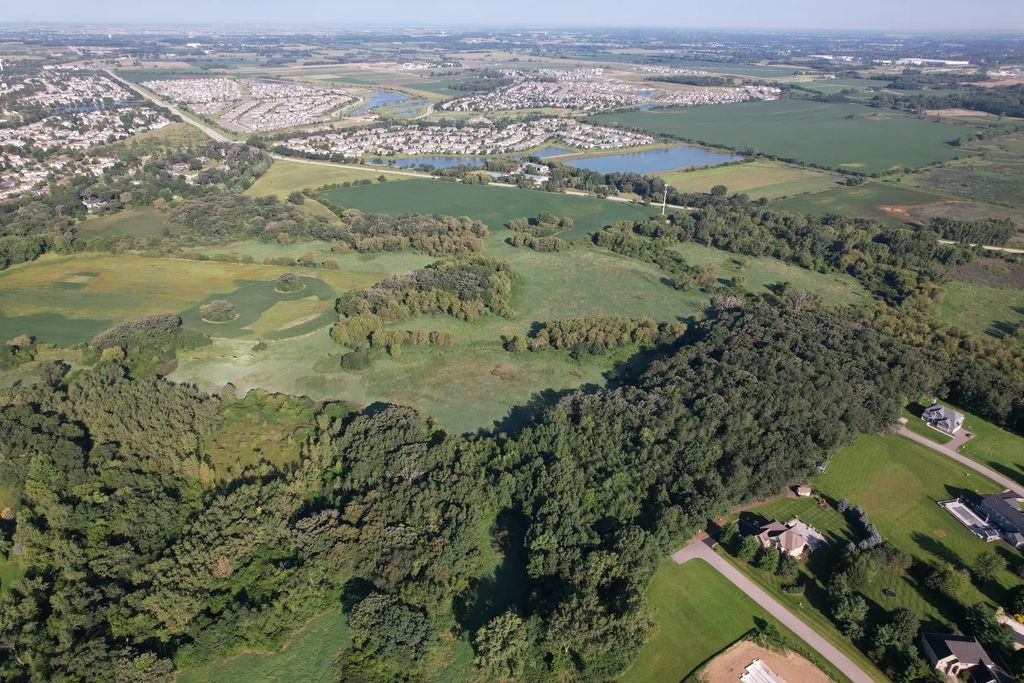 Prairie Hill Circle, Hampshire