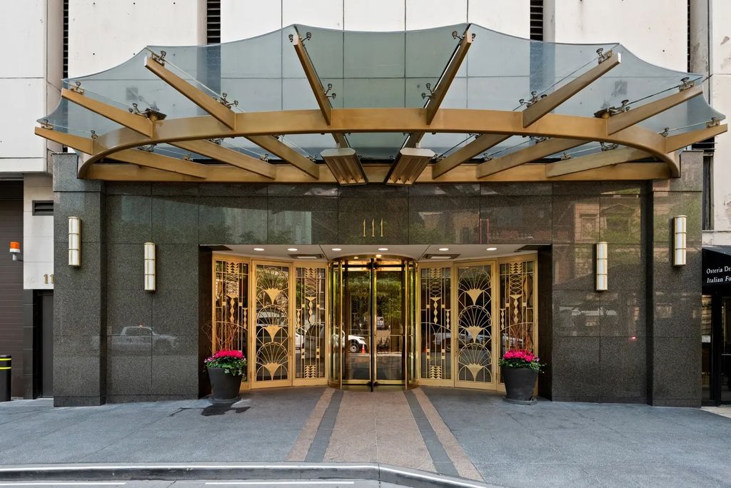 111 E Chestnut Street 56ab, Chicago, 60611