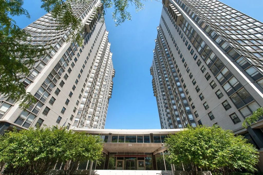 5701 N Sheridan Road 28u, Chicago