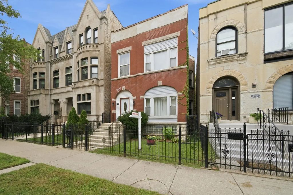 4737 S Langley Avenue, Chicago, 60615
