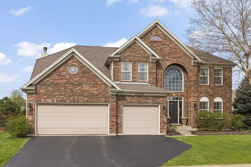 13500 Arborview Circle, Plainfield