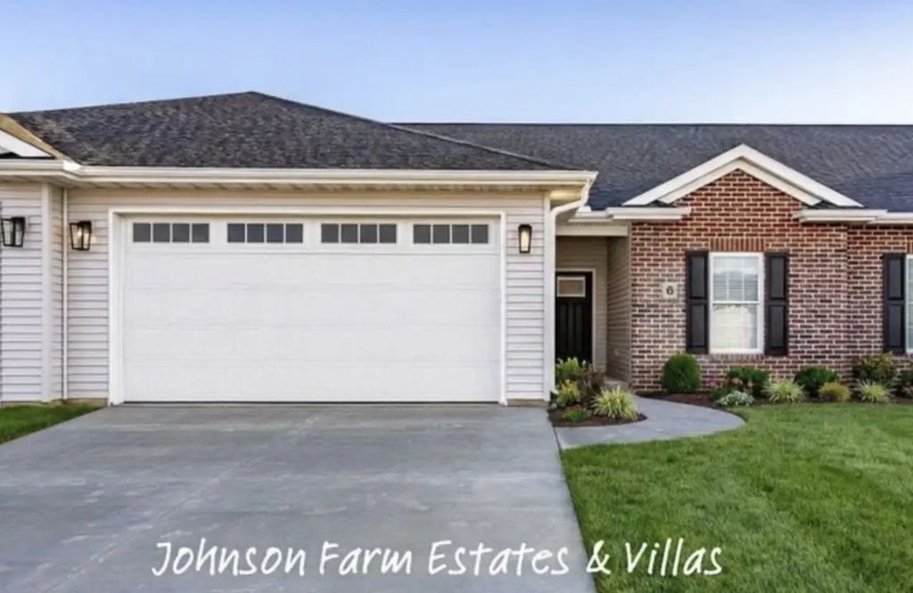 26 Frank Court, LeClaire