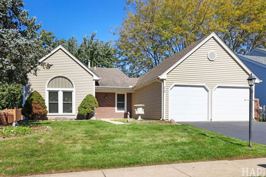 210 W Streamwood Boulevard, Streamwood