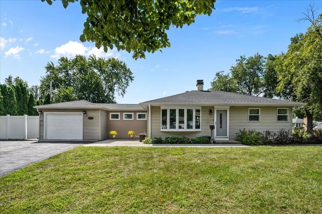 2311 Sigwalt Street, Rolling Meadows