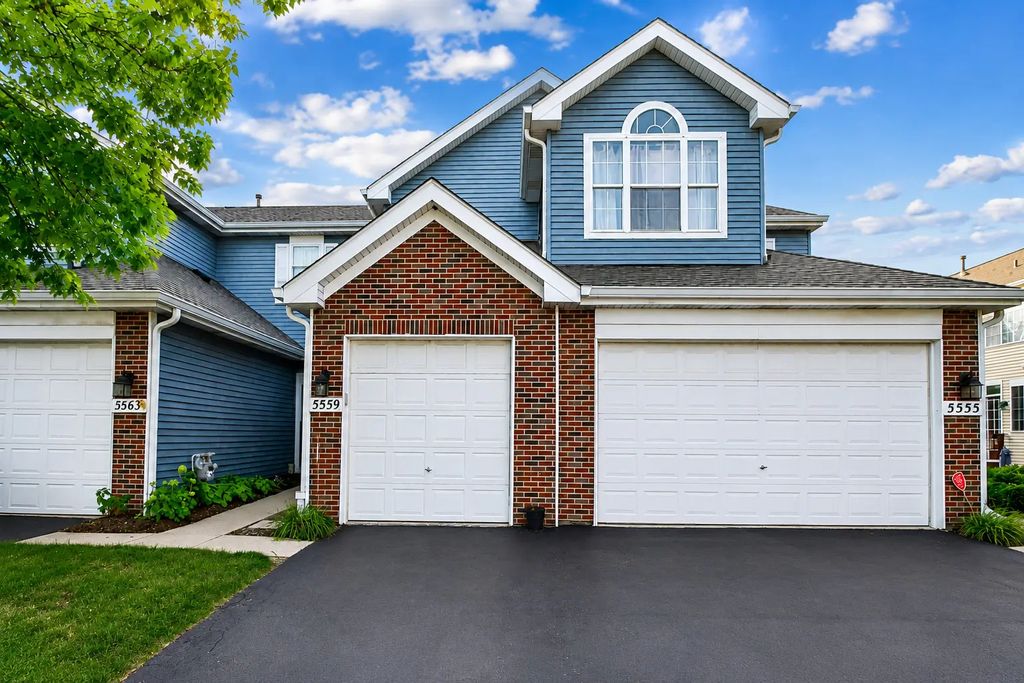 5559 Elizabeth Place, Rolling Meadows