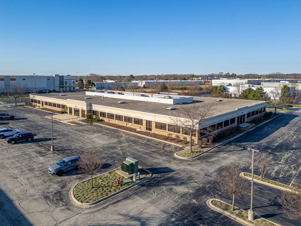 1025 Tri State Parkway, Gurnee