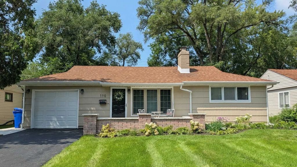 110 N Knollwood Drive, Wheaton