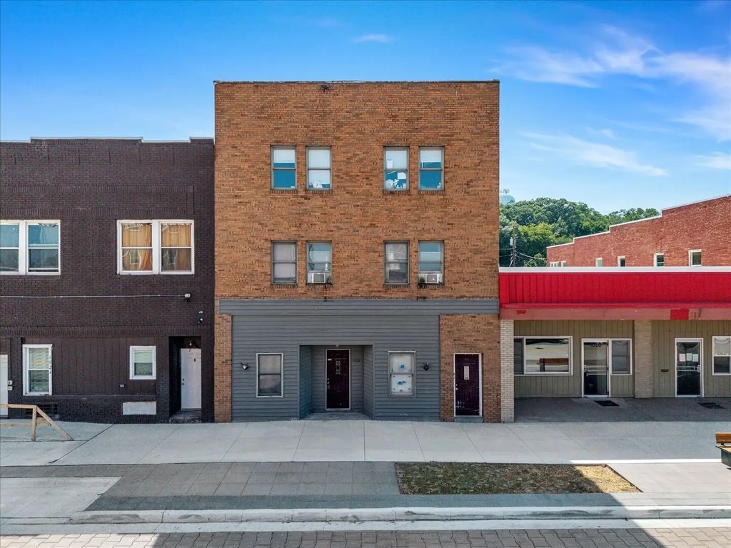 1022 15th Avenue, East Moline