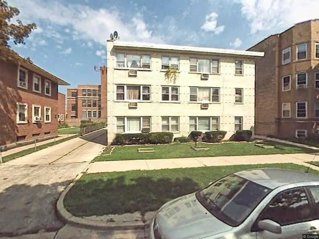 6331 N Fairfield Avenue 303, Chicago