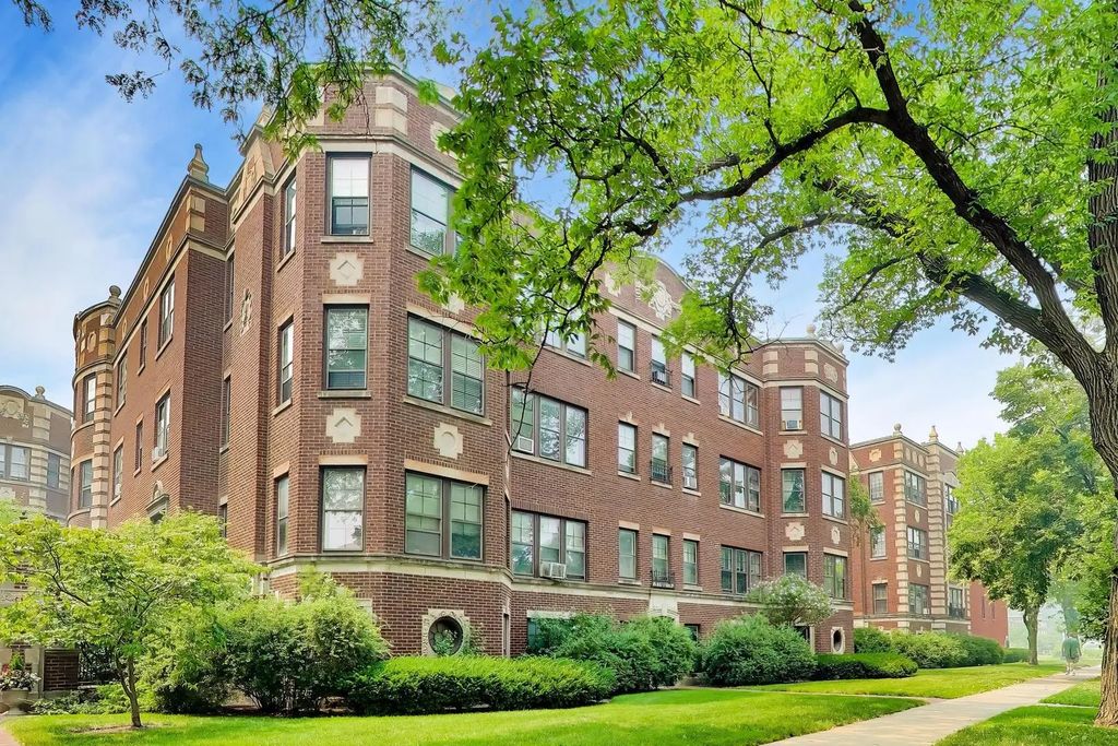 408 Ridge Avenue 22-2, Evanston