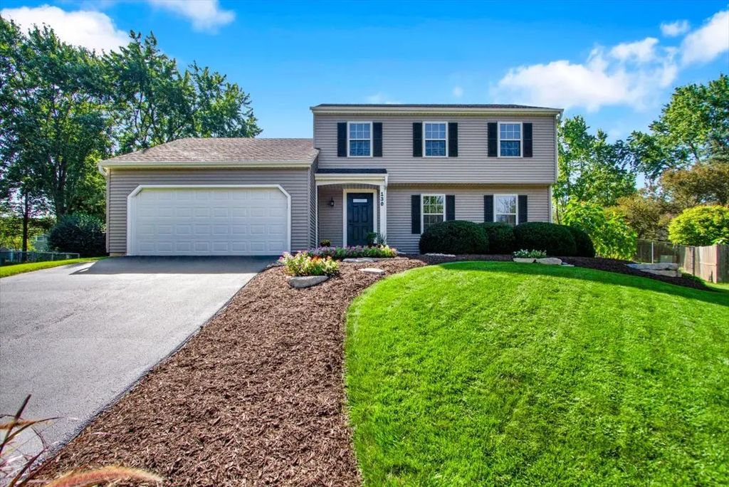 130 Lewis Court, St. Charles