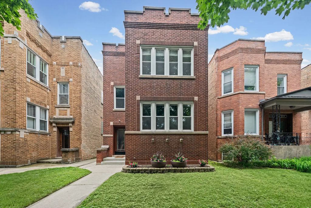 5010 N Major Avenue 2, Chicago, 60630
