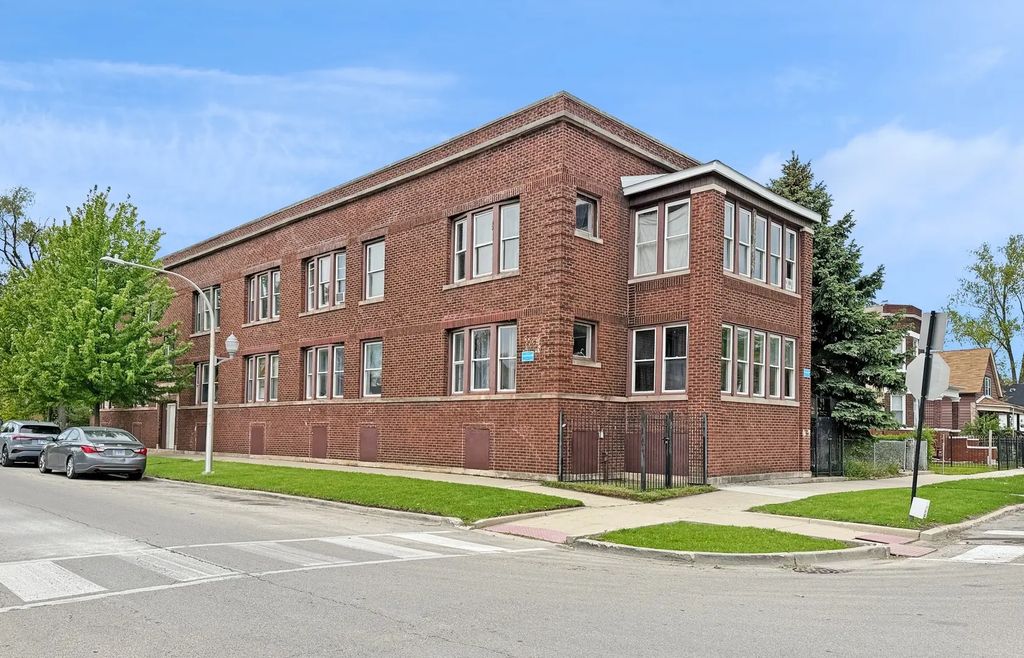 1838 W 65th Street, Chicago