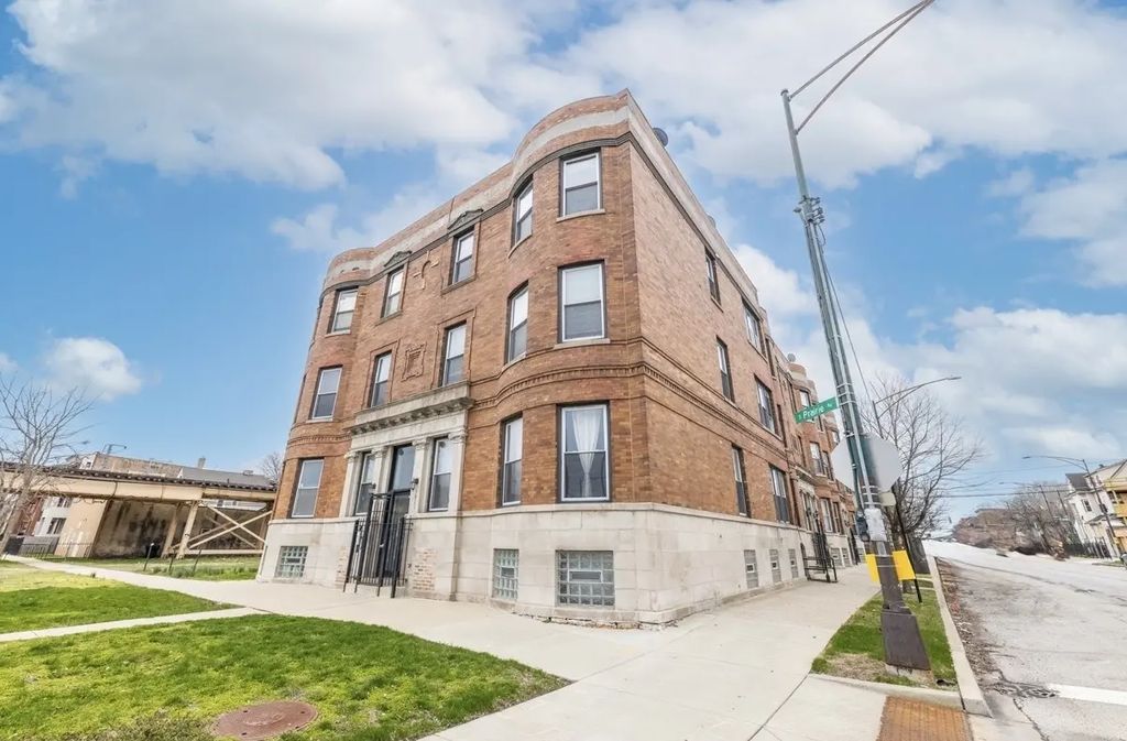 231 E 59th Street 1, Chicago