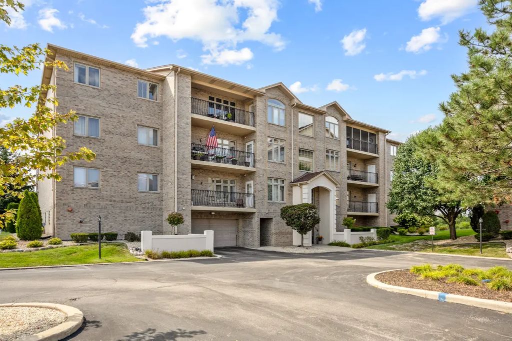 18650 Pine Lake Drive 1d, Tinley Park