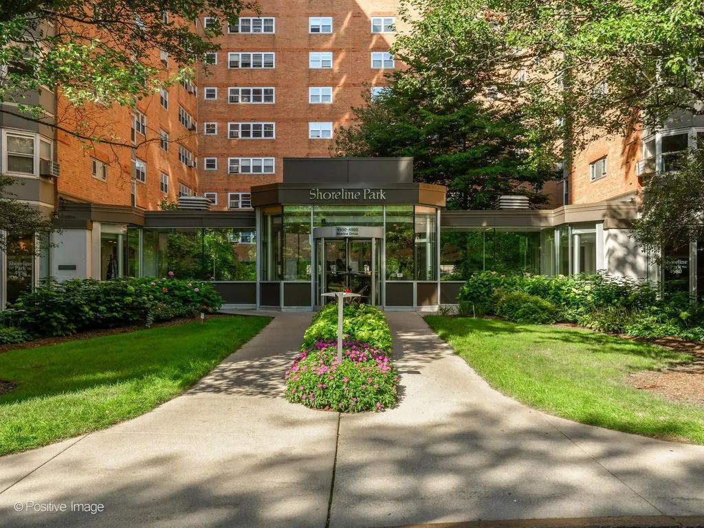 4970 N Marine Drive 227, Chicago