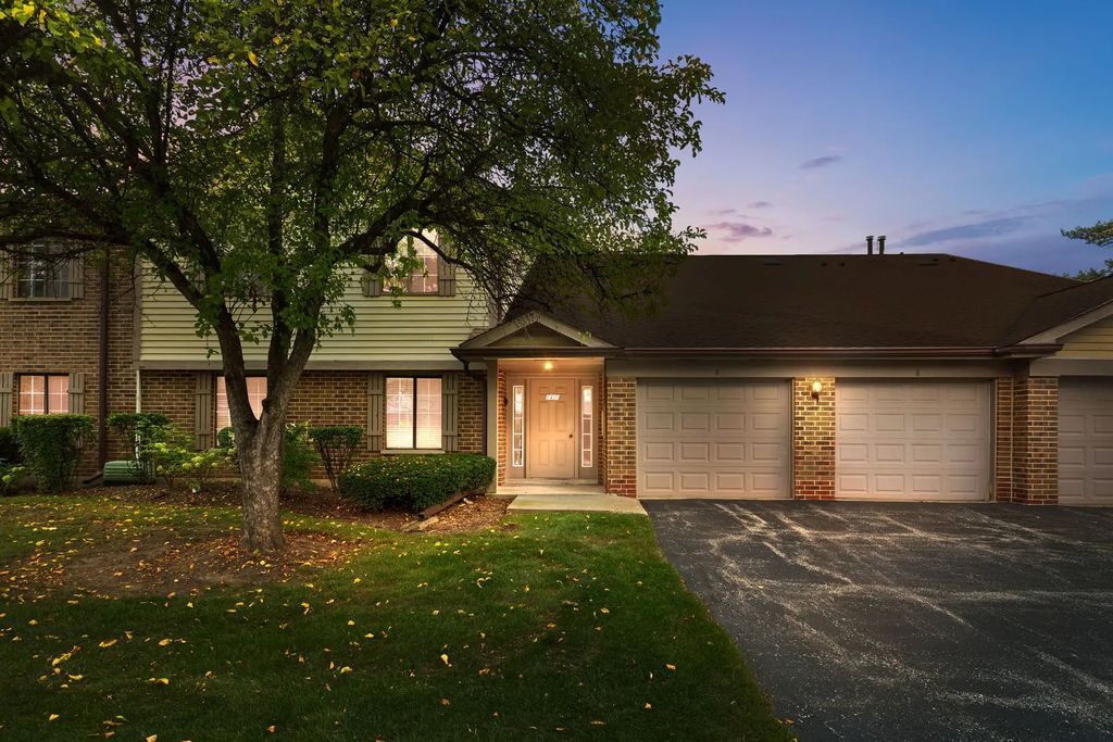 1410 W Partridge Lane 6, Arlington Heights