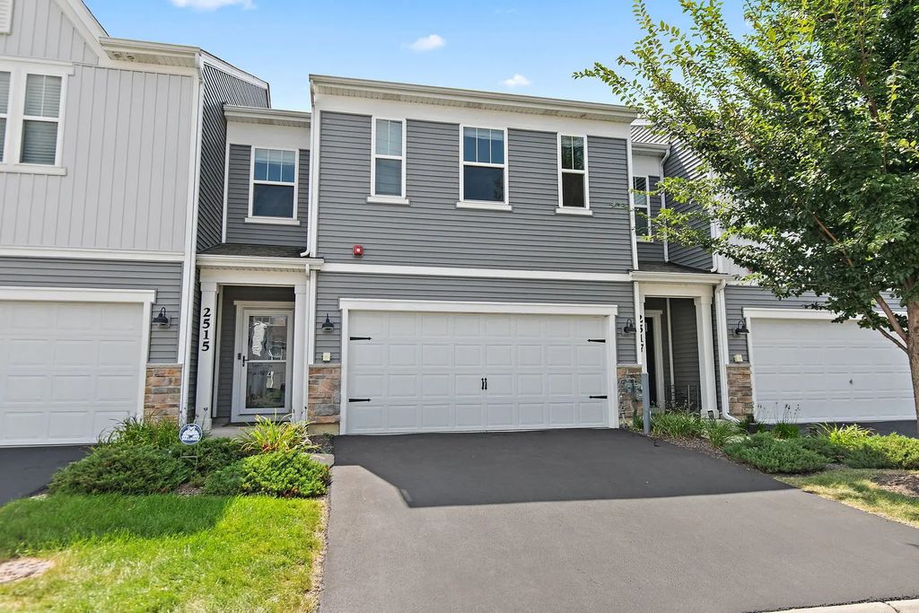 2515 Geranium Way 19-2, Rolling Meadows