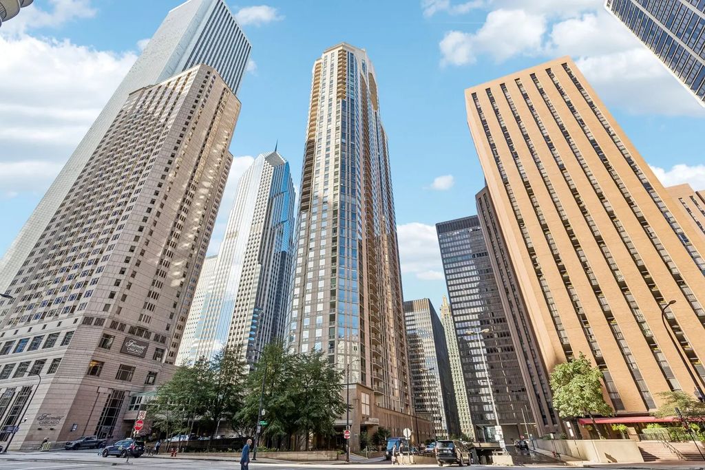 222 N Columbus Drive 3508, Chicago