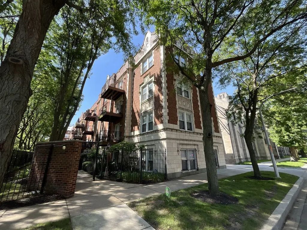 1017 E 46th Street 2s, Chicago