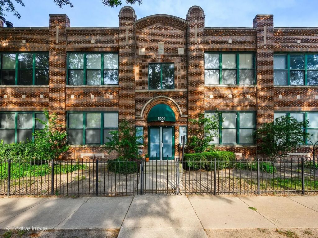5001 N Wolcott Avenue 204, Chicago, 60640