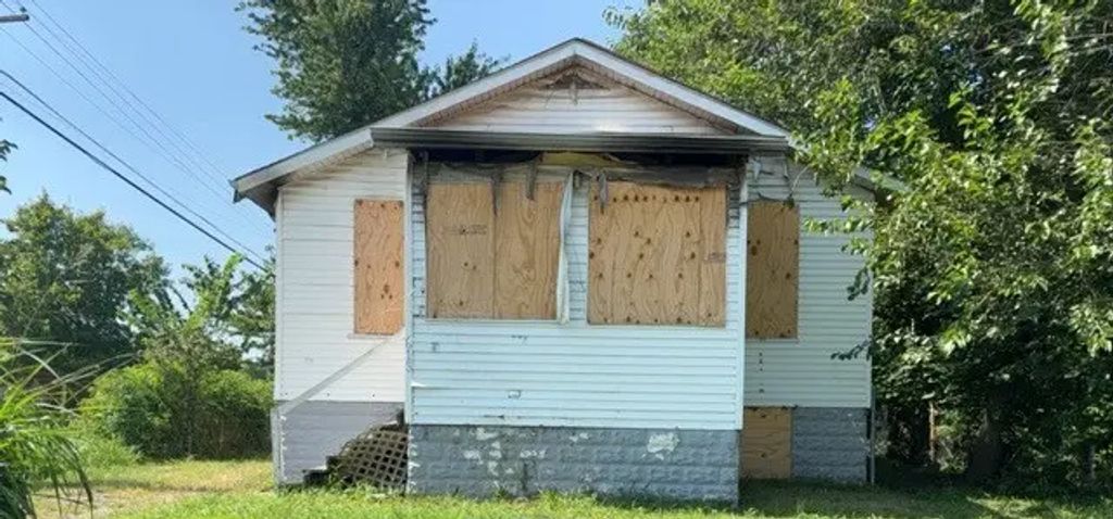 615 N 85th Street, East St. Louis