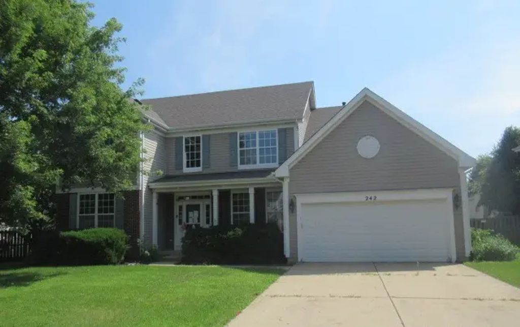 242 Berkshire Lane, Sugar Grove
