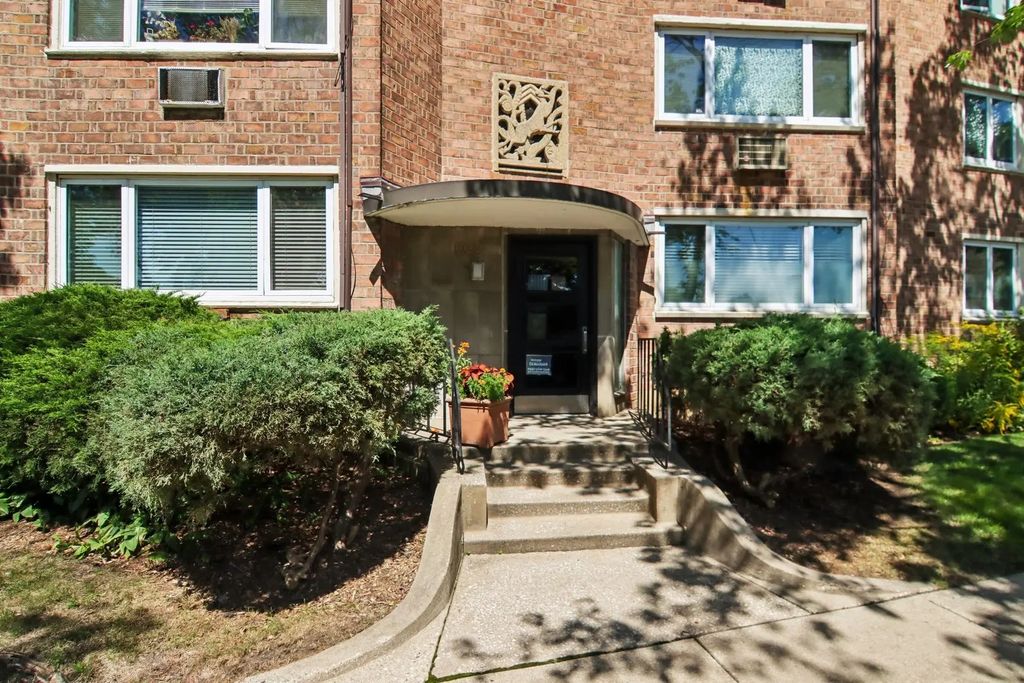 1922 W Norwood Street Ga, Chicago