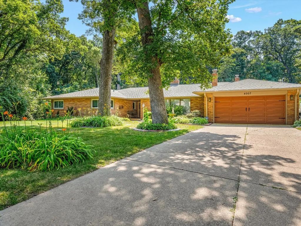4007 Landstrom Road, Rockford