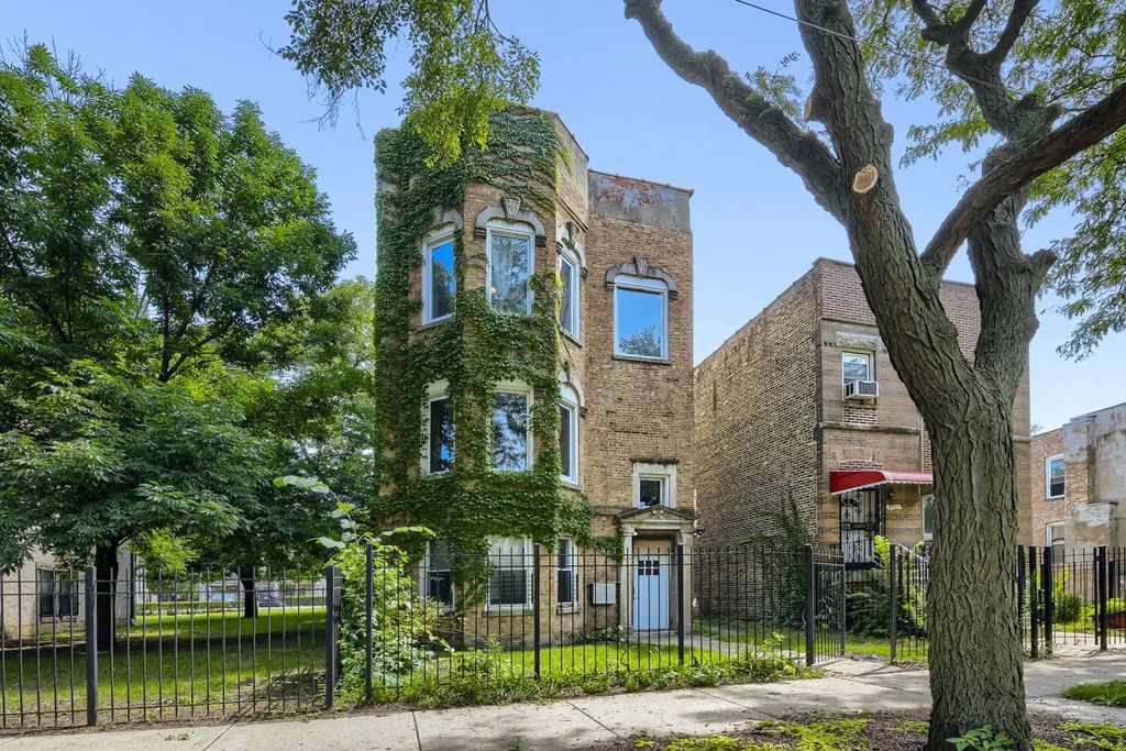 4335 S Saint Lawrence Avenue, Chicago, 60653