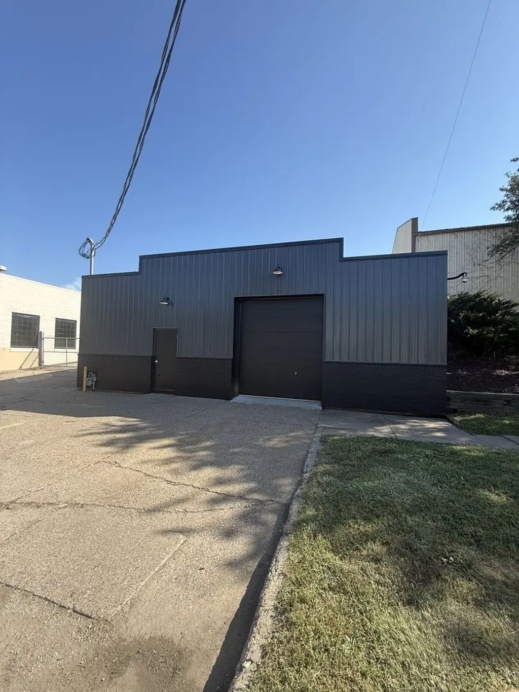 221 E 5th Street, Davenport