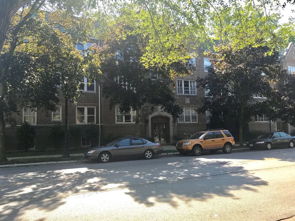 1216 Central Street 3w, Evanston, 60201