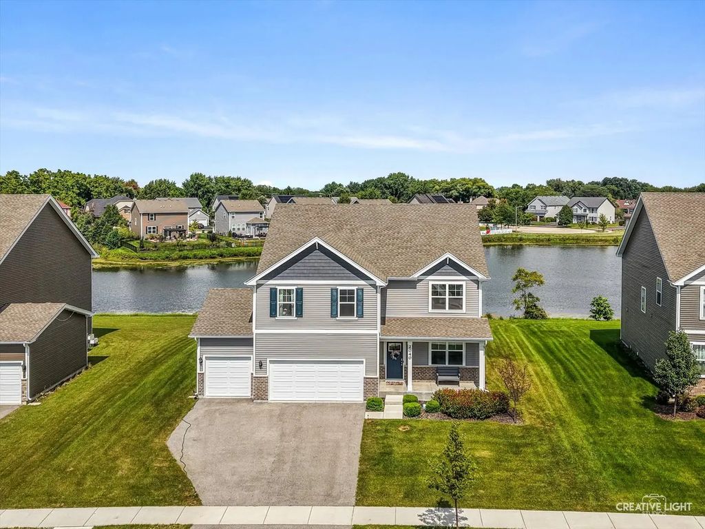 2040 Legacy Pointe Boulevard, Plainfield