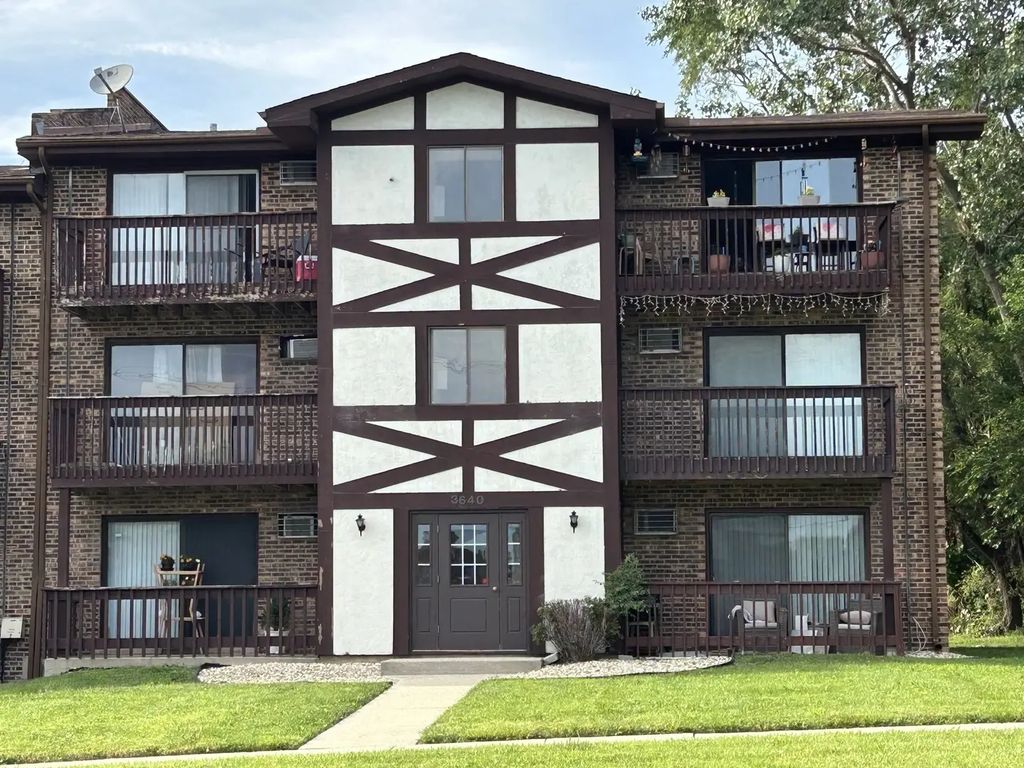 3640 W 119th Street 302, Alsip