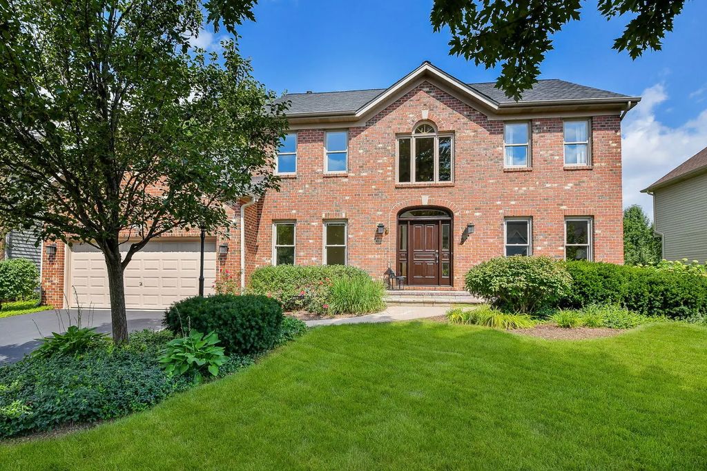 417 Saratoga Drive, Aurora