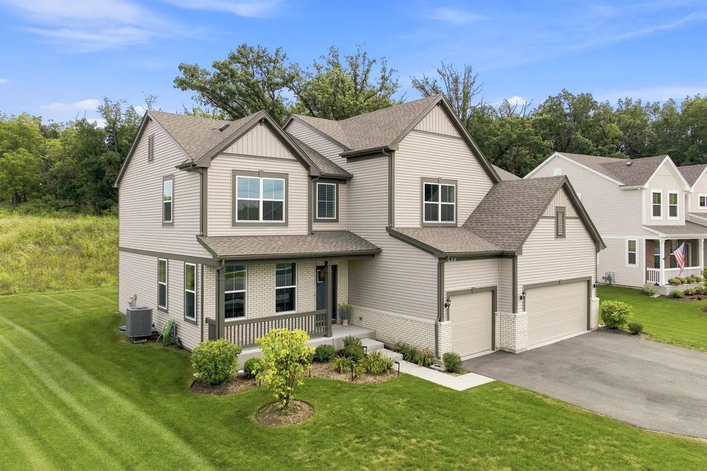 1133 Brighton Circle, Crystal Lake