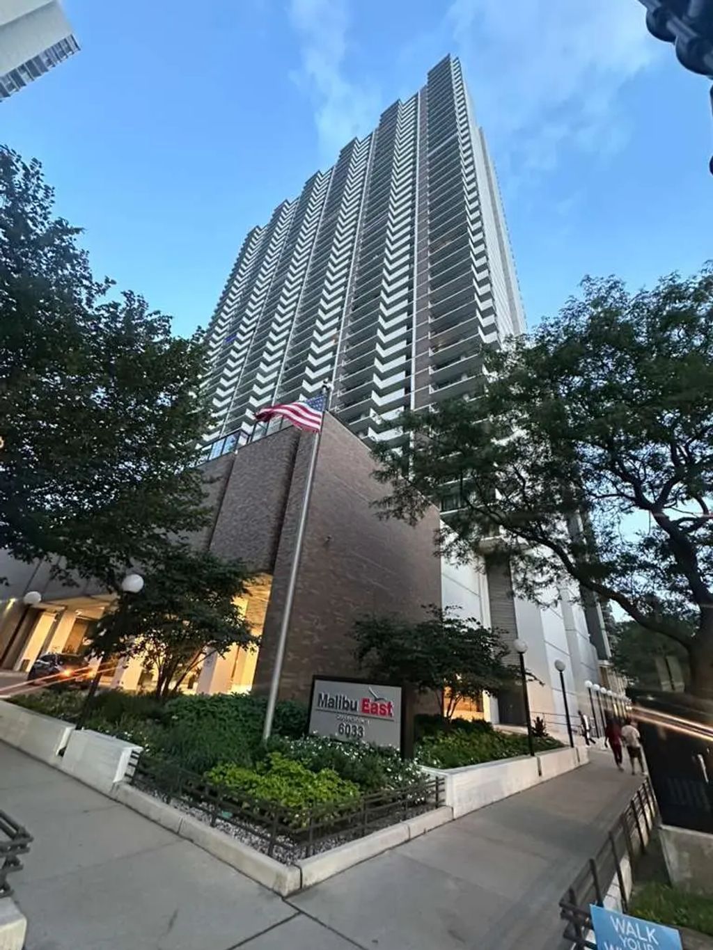6033 N Sheridan Road 39e, Chicago