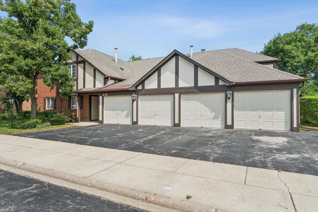 230 Windsor Lane D, Willowbrook