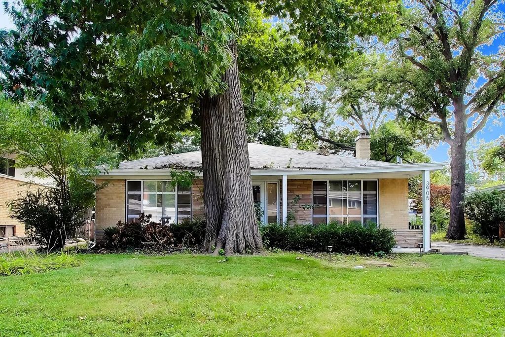 3905 Sugar Loaf Lane, Skokie, 60076