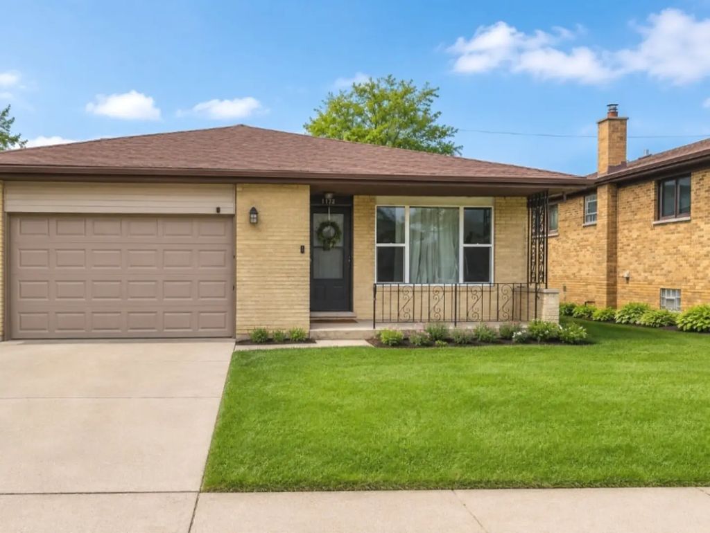 1172 Harding Avenue, Calumet City