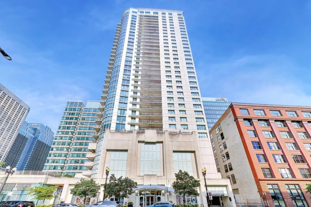 125 S Jefferson Street 1005, Chicago, 60661