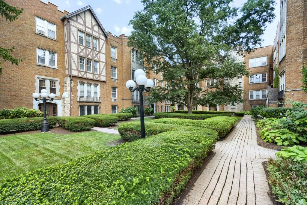 10943 S Longwood Drive 2, Chicago, 60643
