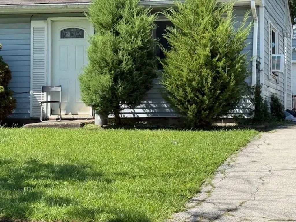 1904 Boston Street, Chicago Heights