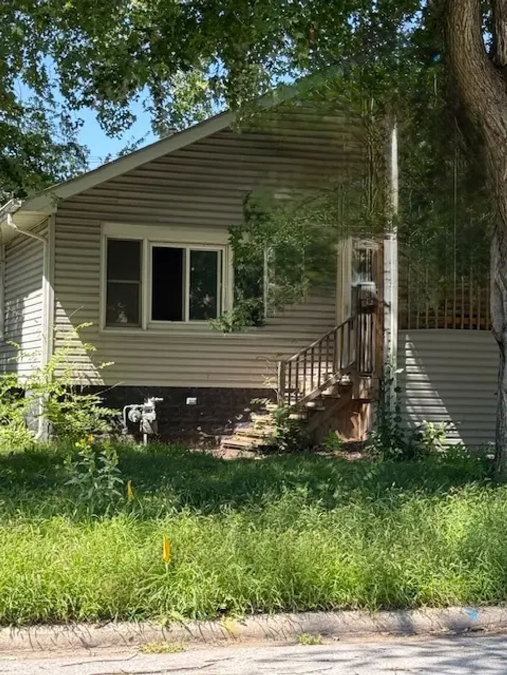 17046 Winchester Avenue, Hazel Crest