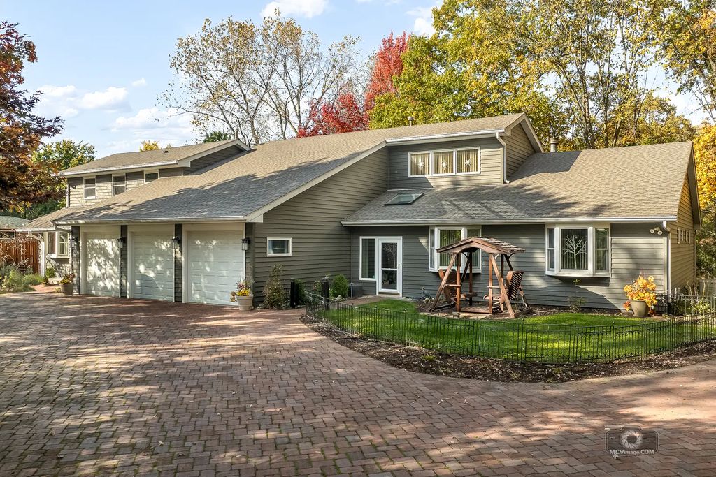 14530 136th Street, Lemont