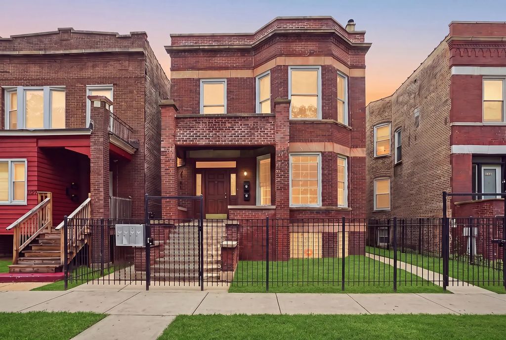 7141 S King Drive, Chicago, 60619