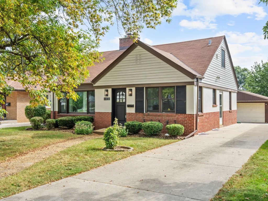 361 Bryant Avenue, Glen Ellyn